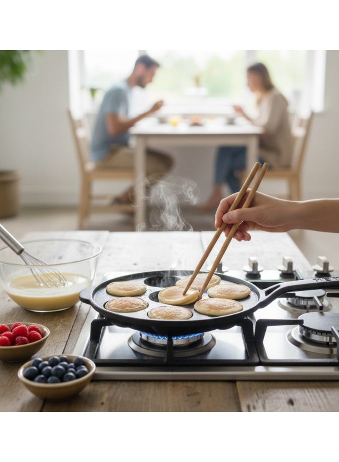 ديسينت مقلاة أبام من الحديد الزهر بدون غطاء - مقلاة/صانعة أبام - مقلاة بان كيك بـ 7 فتحات، صانعة كبة وفلافل، أباتشاتي، مقلاة أبي، مقلاة بانيارام، أواني طهي متينة بوزن 1.75 كجم، متبلة مسبقًا للغاز والحث - Image 2